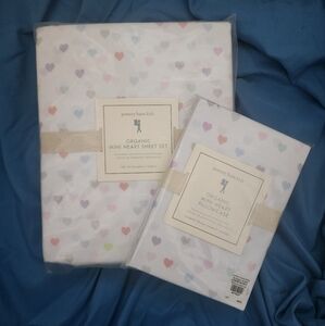 Pottery Barn Kids Size Full Mini Heart Sheet Set & Extra Pillowcase